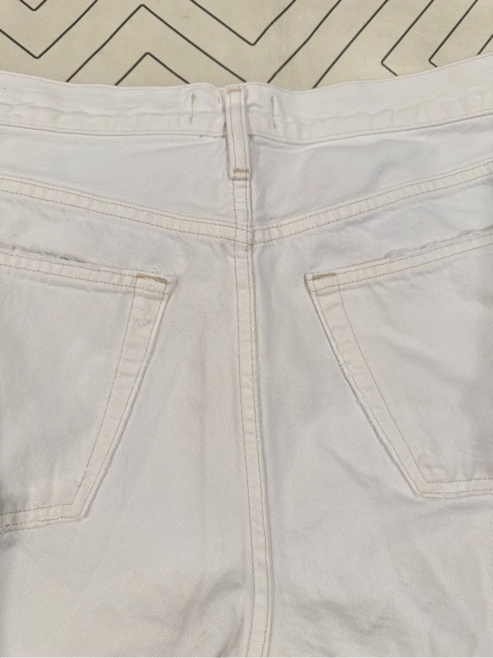 Agolde White Frayed Hem Parker Long Denim Shorts
